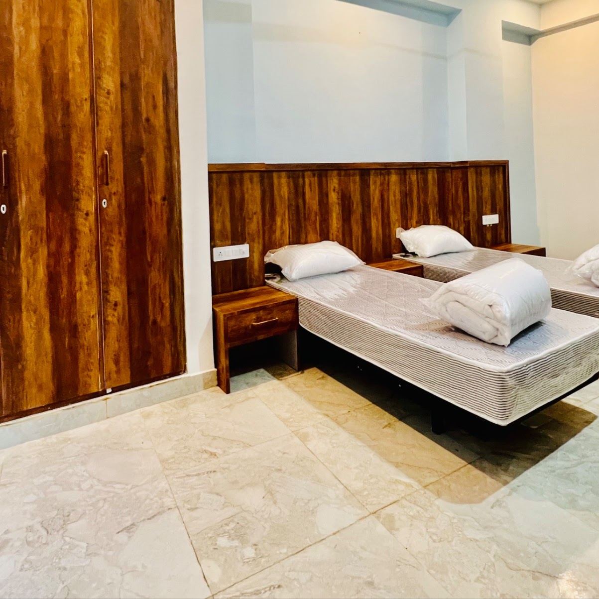 Room with balcony and blackout curtains at Karol's Villa Girls PG, Malviya Nagar